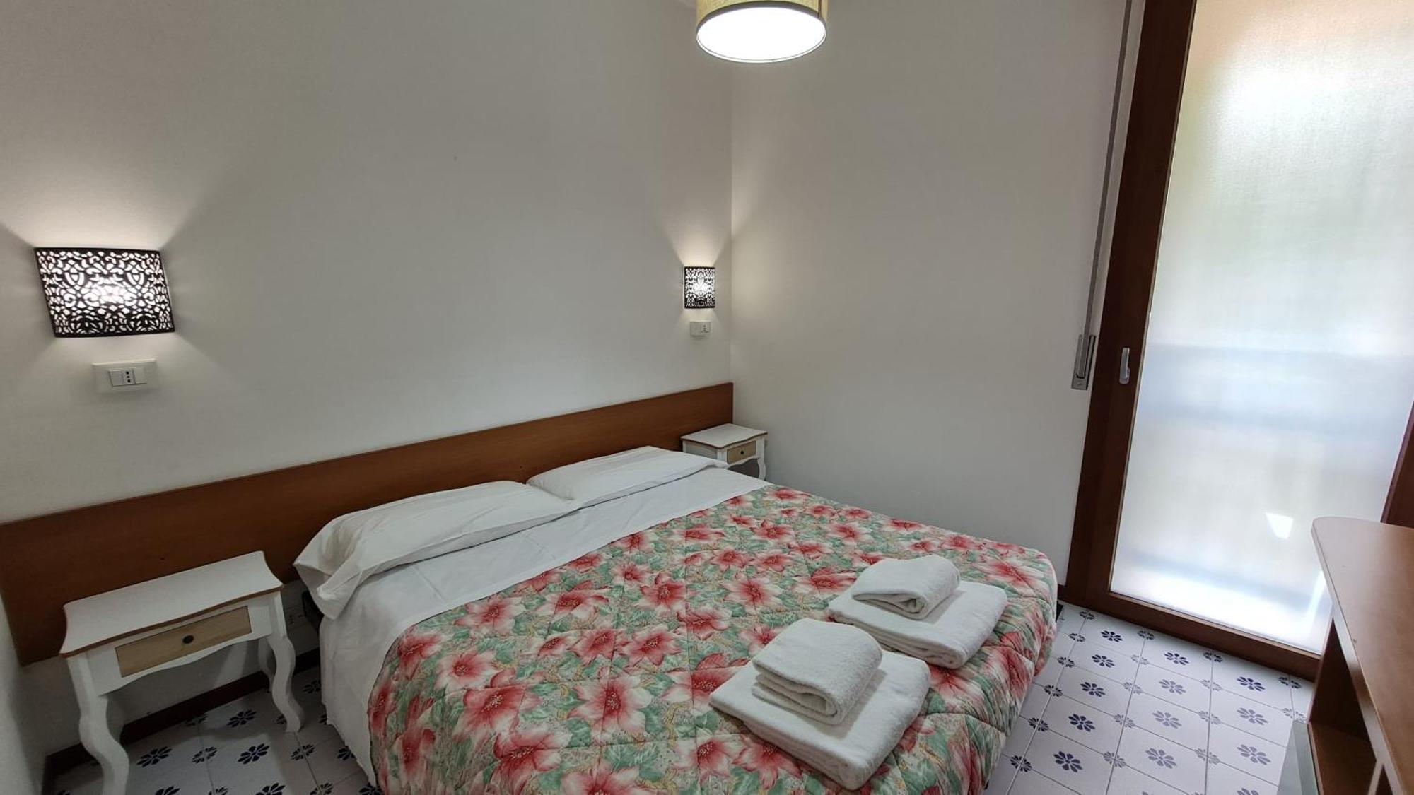 Panorama Apartment Peschiera Пескьера-дель-Гарда Экстерьер фото